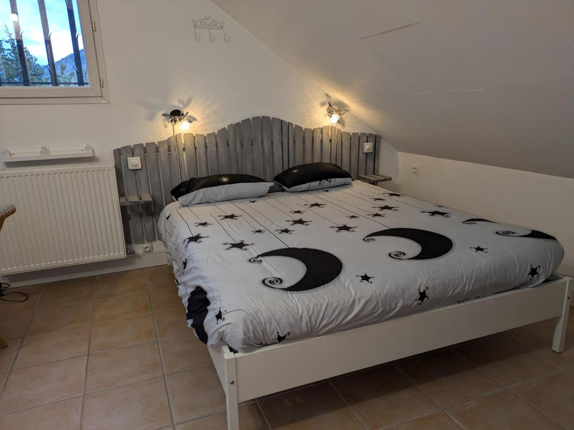 La Tulipe **** Bed & Breakfast Savines Ngoại thất bức ảnh